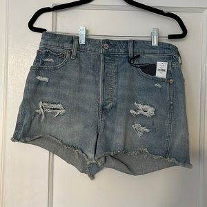 Gap Curvy Cheeky Denim Short